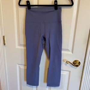 Size 6 wunder train leggings